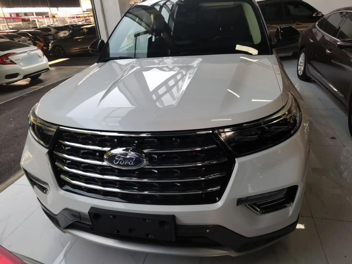 Ford Explorer 2020 EcoBoost 285 Four-Wheel Drive Trend Edition 6 Seats — миниатюра 2