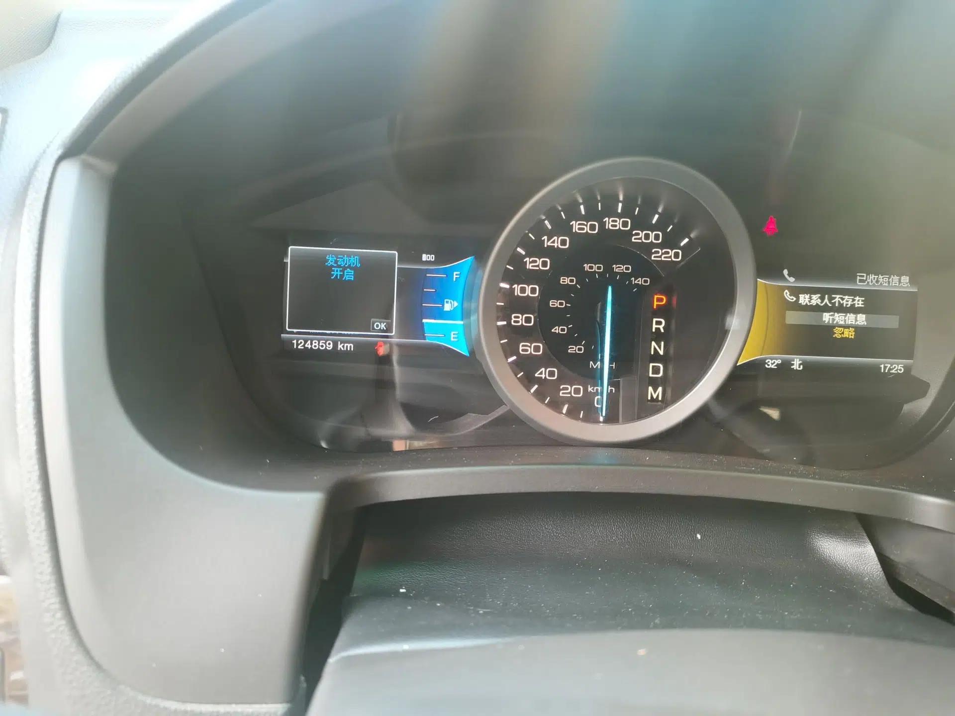 Ford Explorer 2013 3.5L Deluxe Model — миниатюра 12