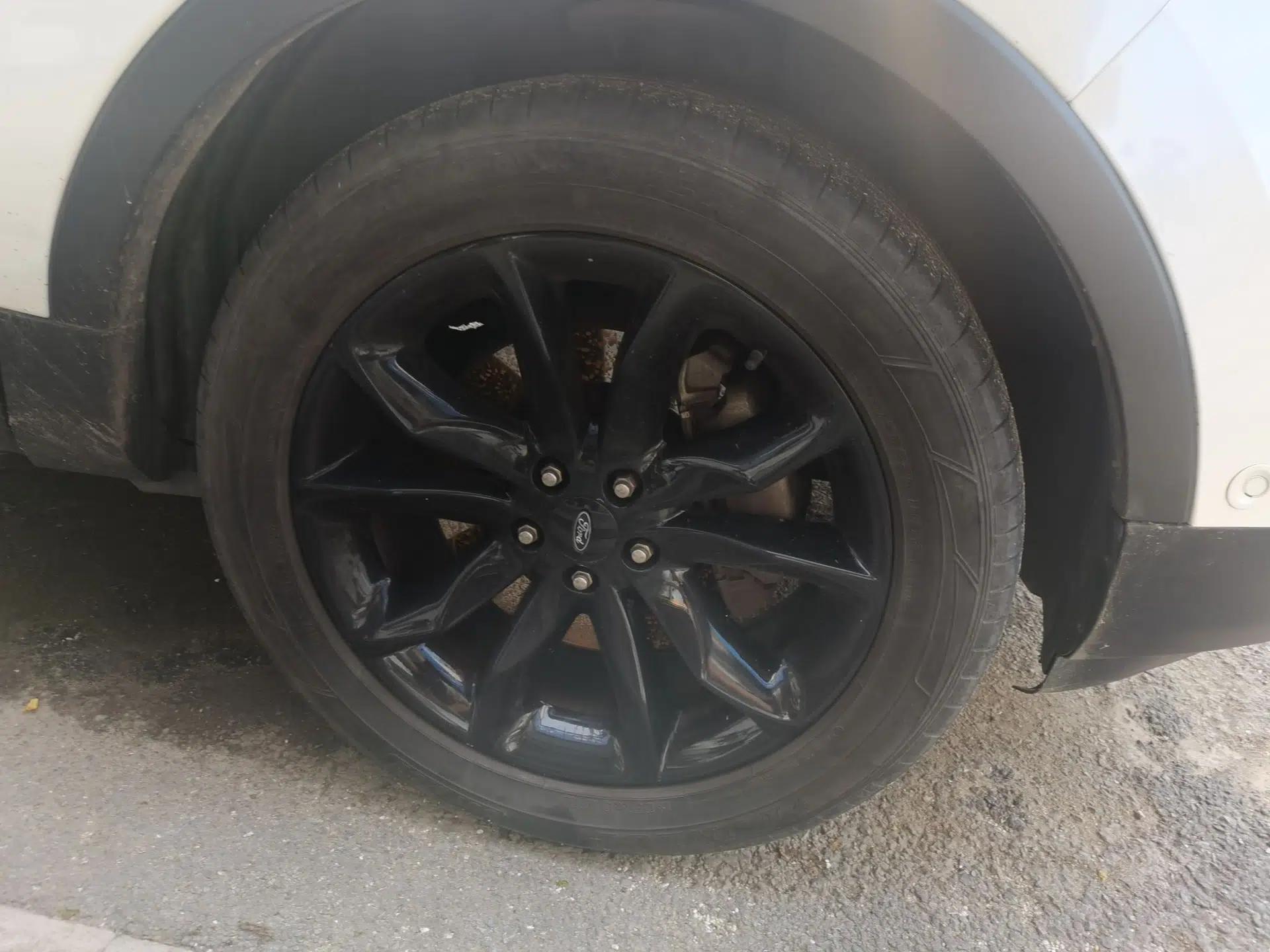 Ford Explorer 2013 3.5L Deluxe Model — миниатюра 8