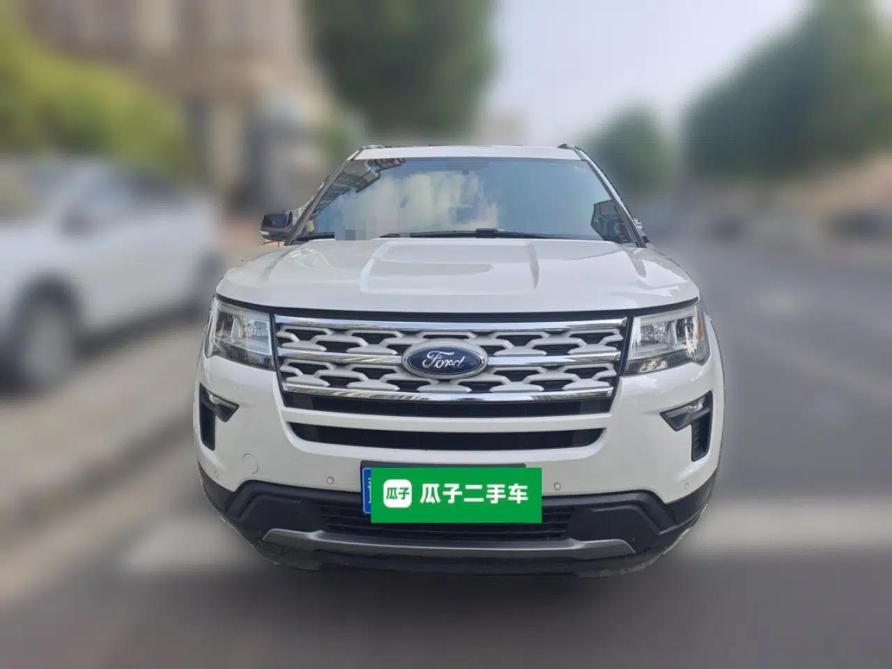 Ford Explorer 2018 2.3T Fashion Edition — миниатюра 2