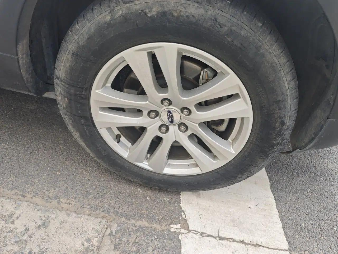 Ford Explorer 2018 2.3T Fashion Edition — миниатюра 5