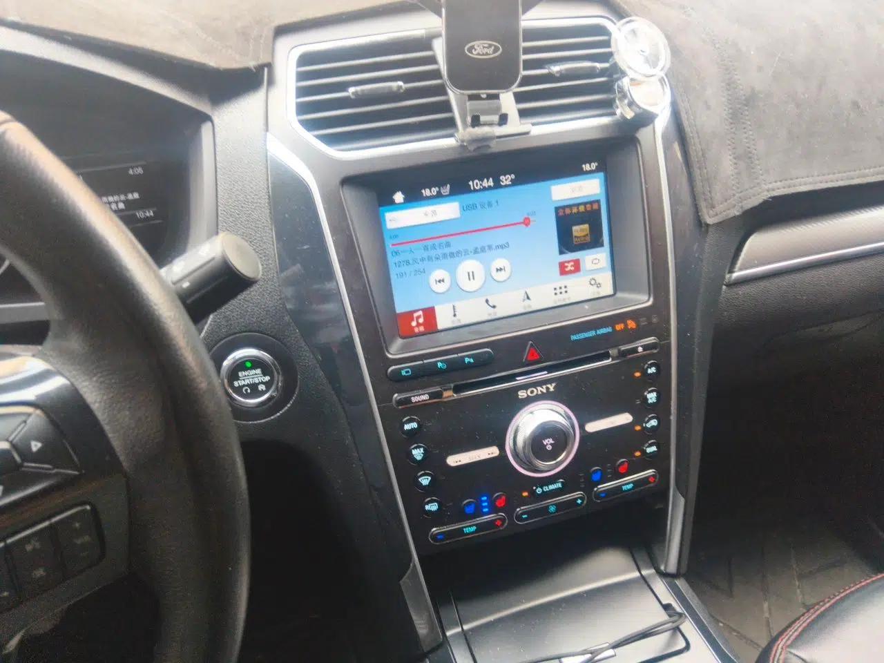 Ford Explorer 2017 3.5T Sport Edition — миниатюра 13