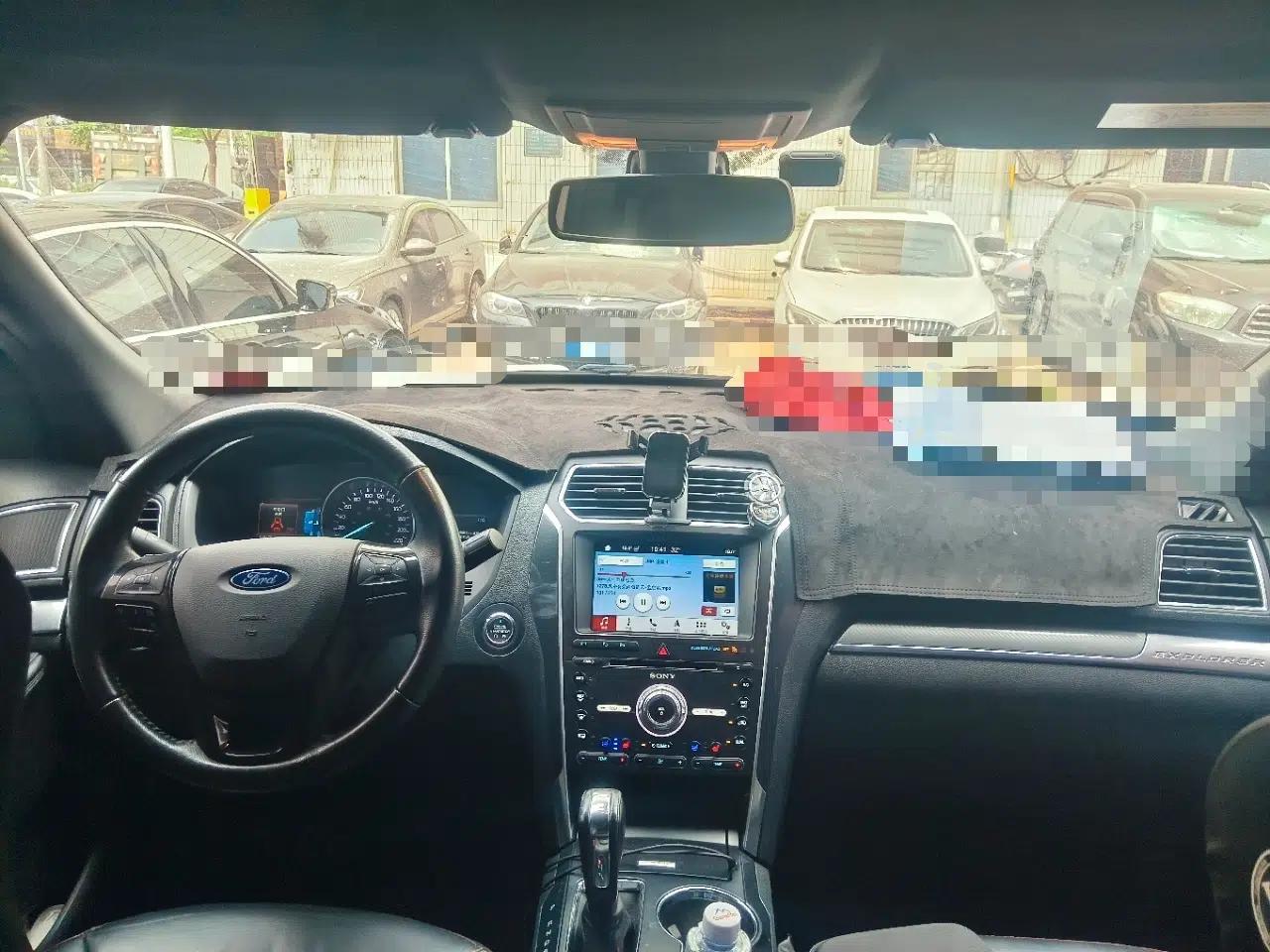 Ford Explorer 2017 3.5T Sport Edition — миниатюра 9