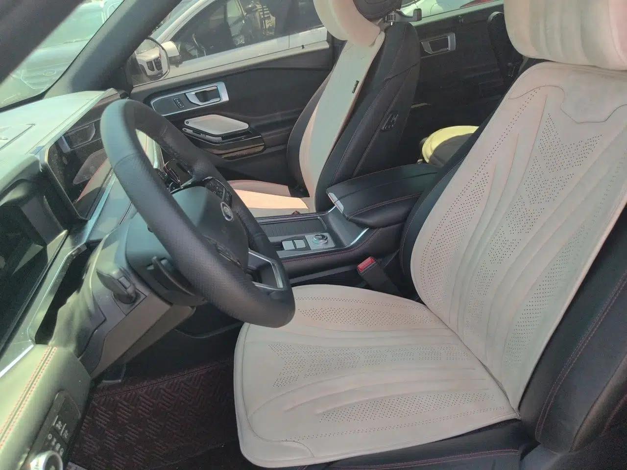 Ford Explorer 2023 EcoBoost 285 4x4 ST-LINE 7-Seater — миниатюра 15