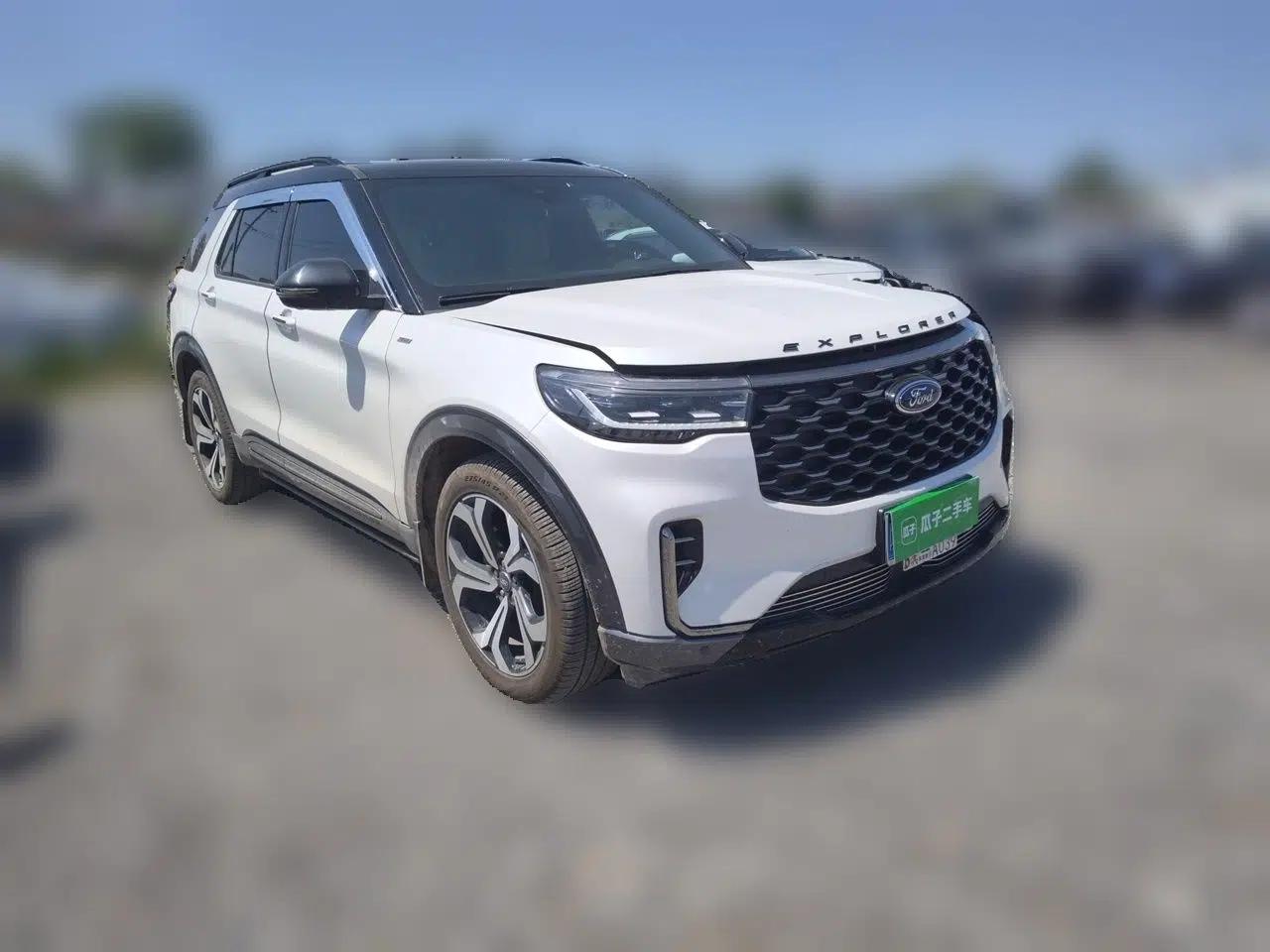 Ford Explorer 2023 EcoBoost 285 4x4 ST-LINE 7-Seater — миниатюра 3