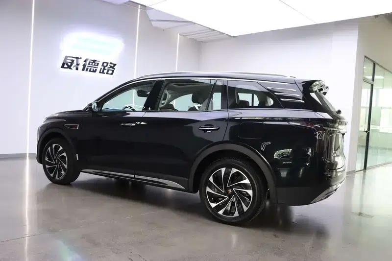 Hongqi HS7 PHEV 2025 2.0T AWD Flagship Edition 6-seater — миниатюра 9