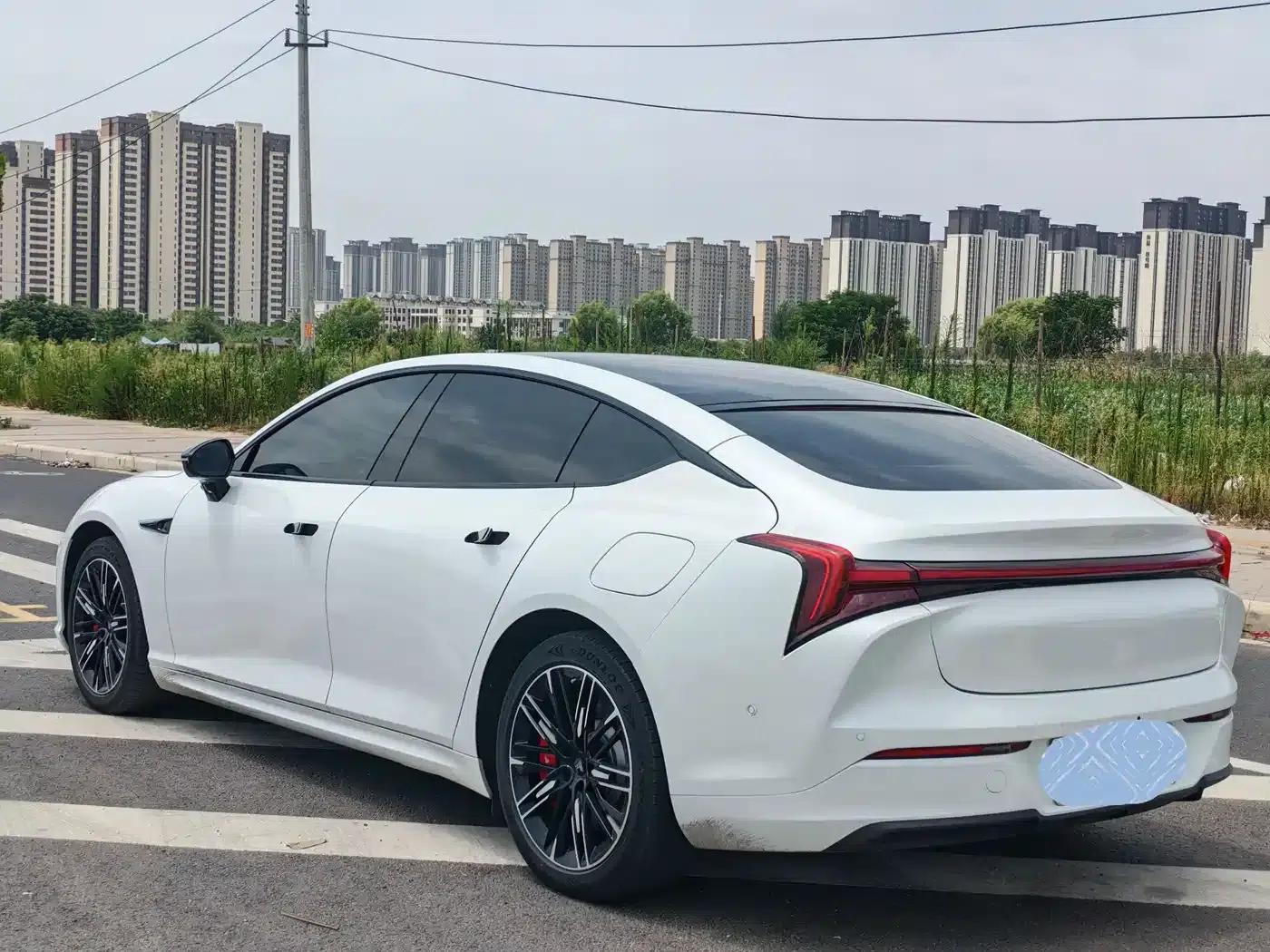 Nezha S 2022 Range Extended Version 1160km Rear-Wheel Drive Large Version — миниатюра 7