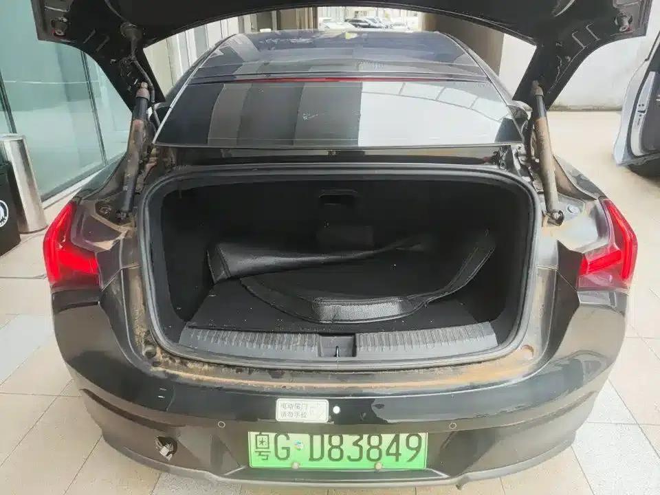 Nezha S 2023 Pure Electric 520km Rear-Wheel Drive Lite Edition — миниатюра 6