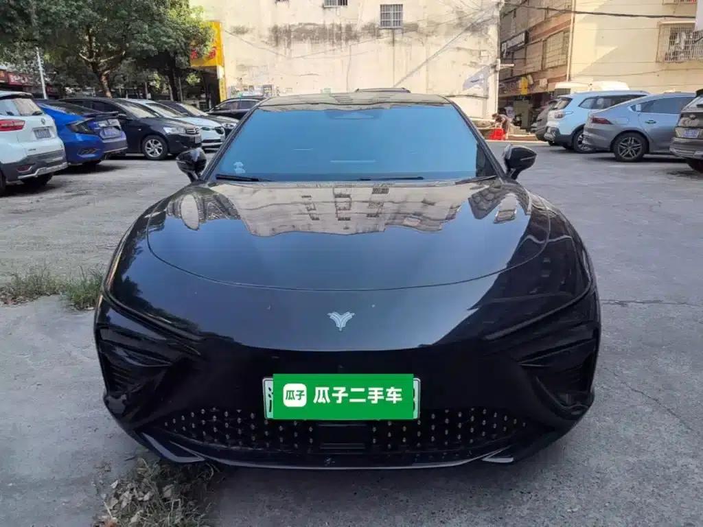 Nezha S 2022 Pure Electric 650km Four-Wheel Drive Large Version — миниатюра 3