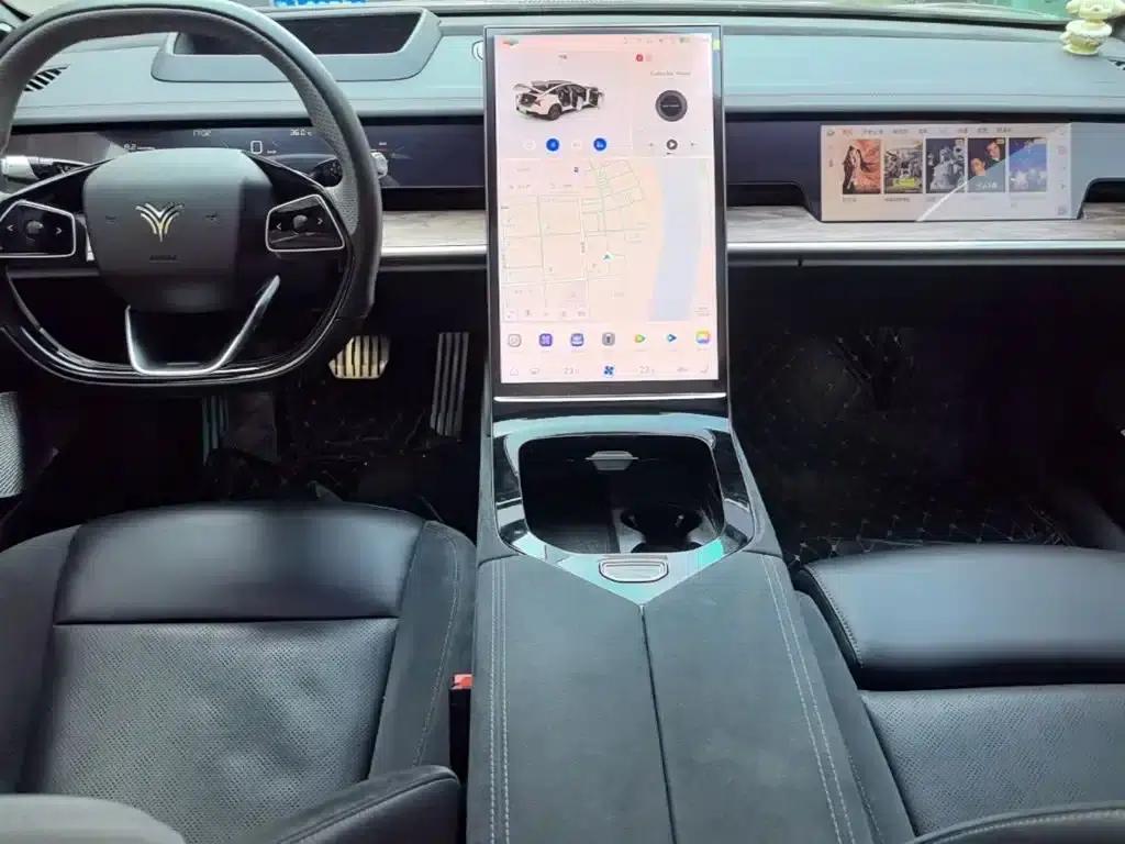 Nezha S 2022 Pure Electric 650km Four-Wheel Drive Large Version — миниатюра 10