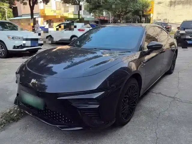 Nezha S 2022 Pure Electric 650km Four-Wheel Drive Large Version