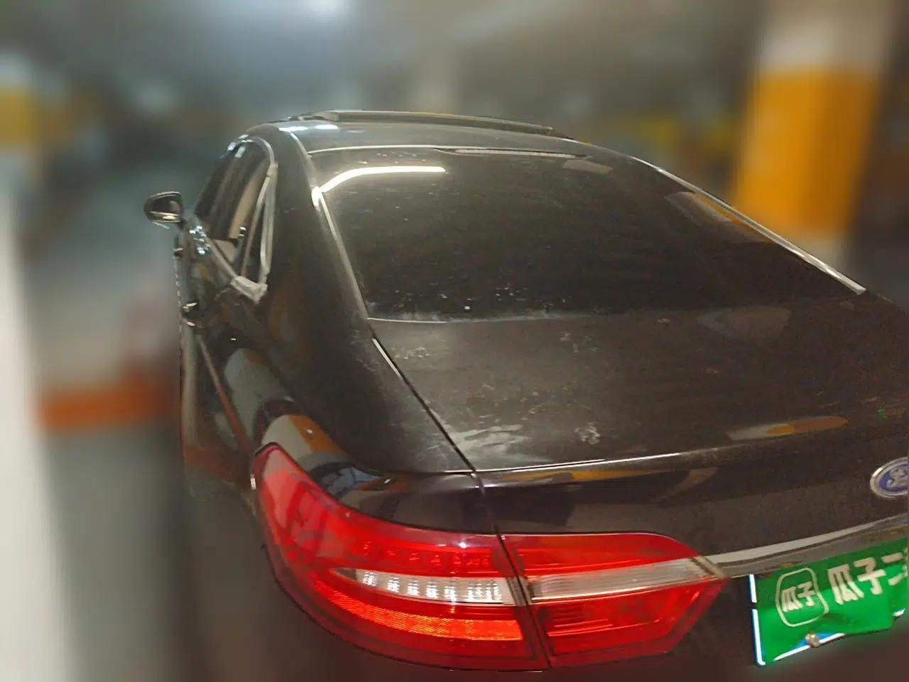 Ford Taurus 2015 EcoBoost 245 Luxury Model — миниатюра 4