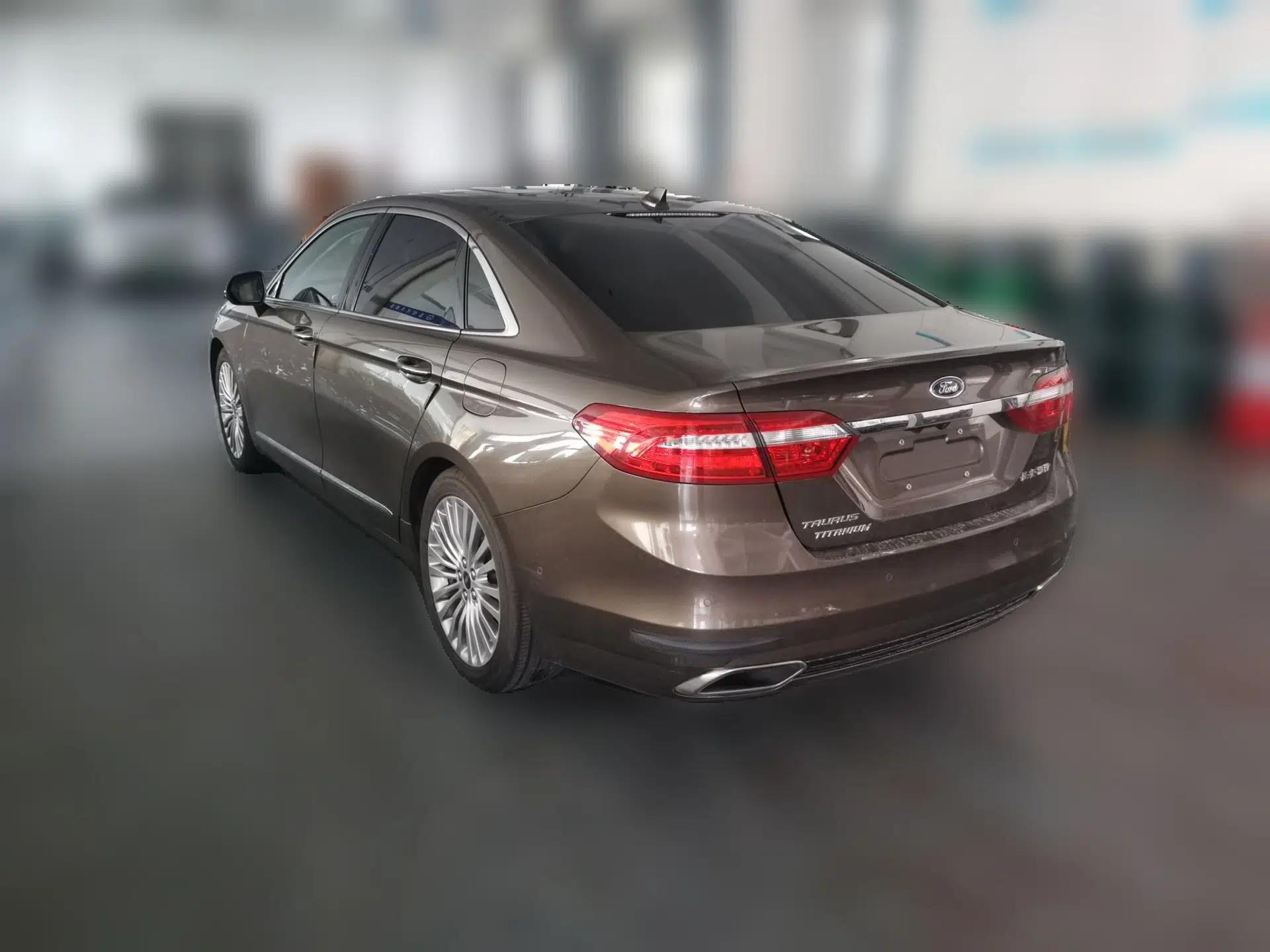 Ford Taurus 2017 EcoBoost 245 Flagship Model — миниатюра 4