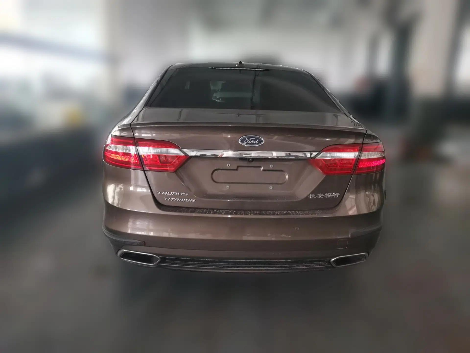 Ford Taurus 2017 EcoBoost 245 Flagship Model — миниатюра 5