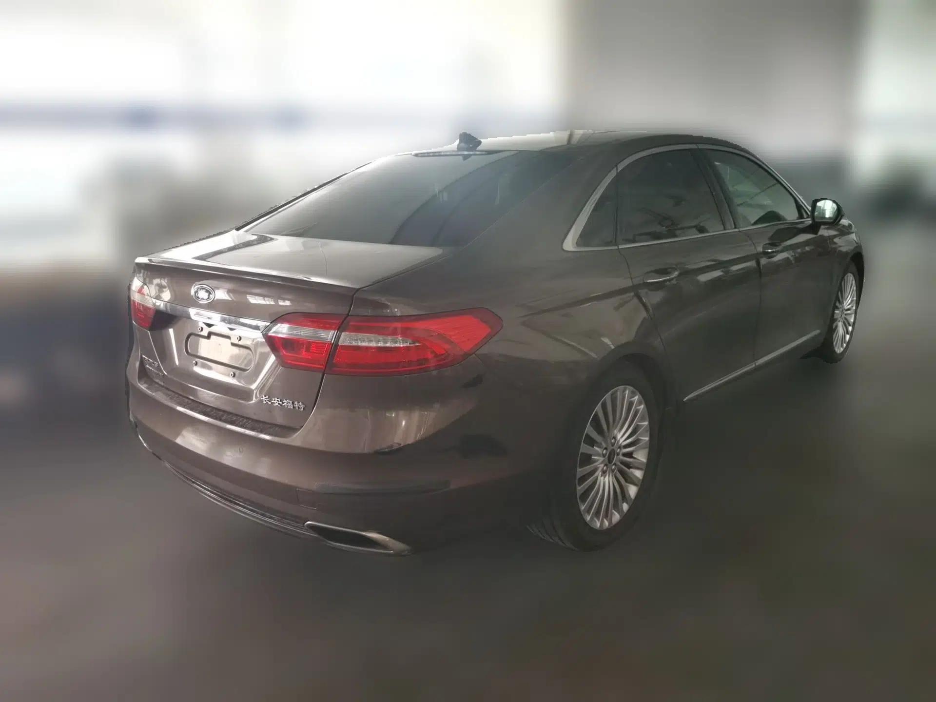 Ford Taurus 2017 EcoBoost 245 Flagship Model — миниатюра 6
