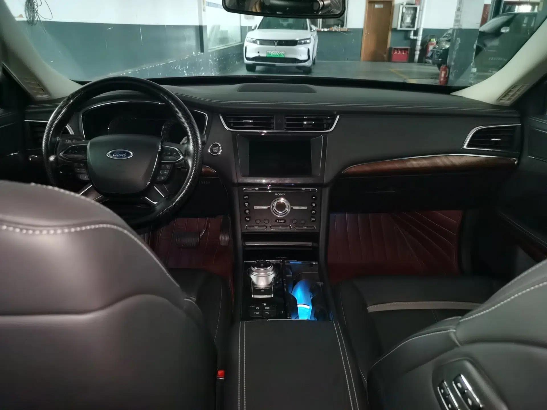 Ford Taurus 2017 EcoBoost 245 Flagship Model — миниатюра 9
