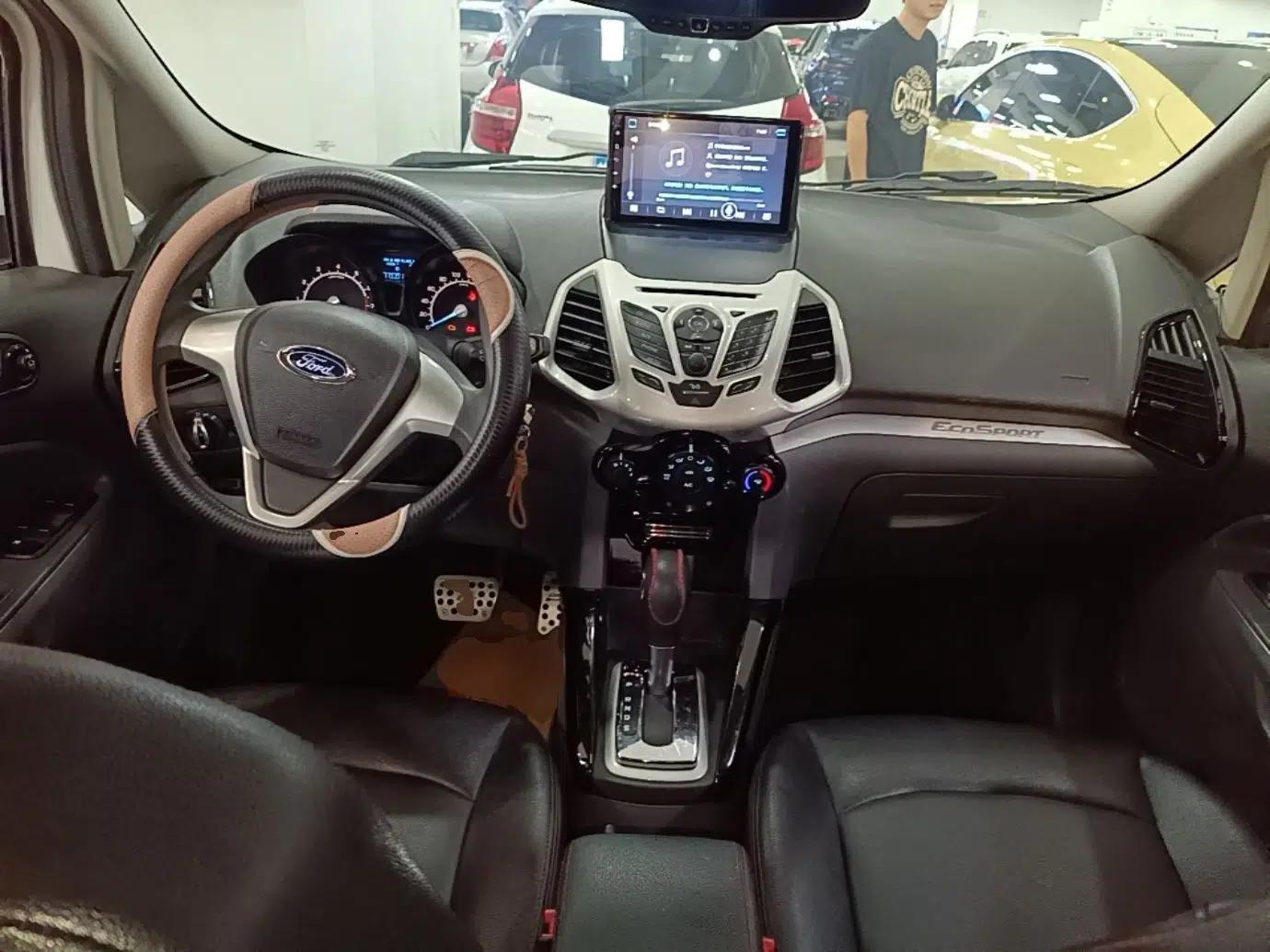 Ford EcoSport 2013 1.5L Automatic Fashion Model — миниатюра 12