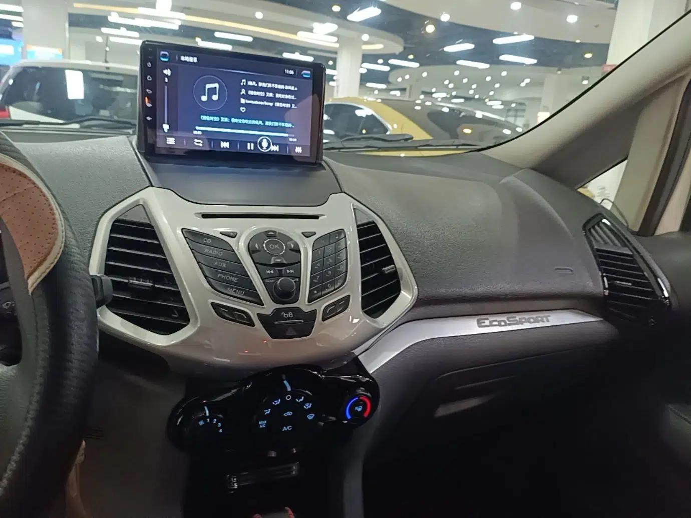 Ford EcoSport 2013 1.5L Automatic Fashion Model — миниатюра 15