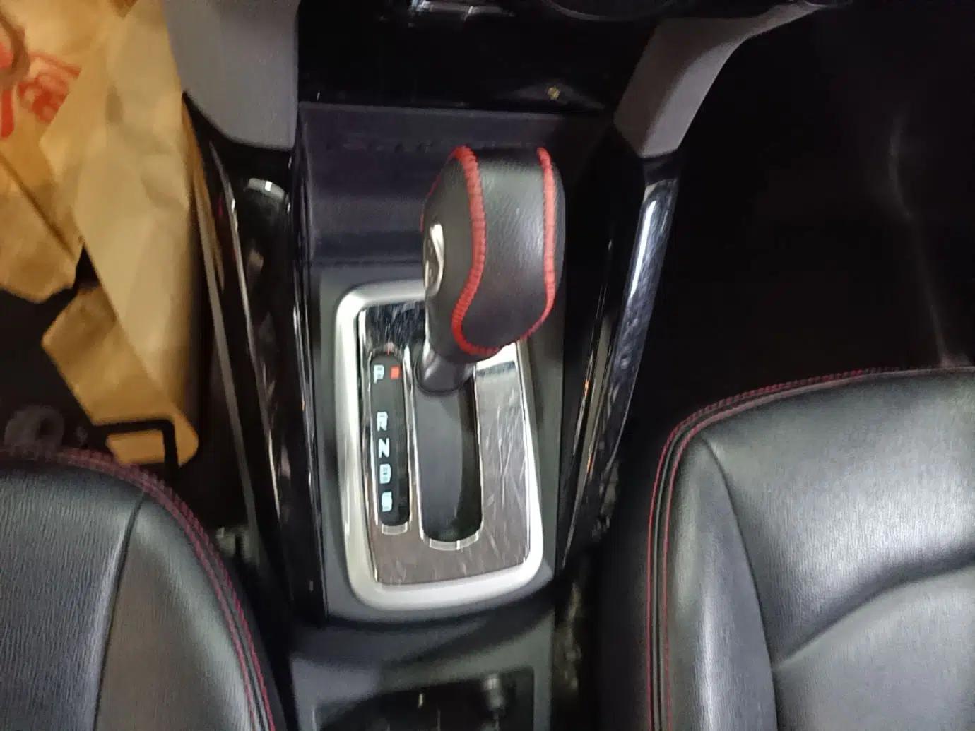 Ford EcoSport 2013 1.5L Automatic Fashion Model — миниатюра 16