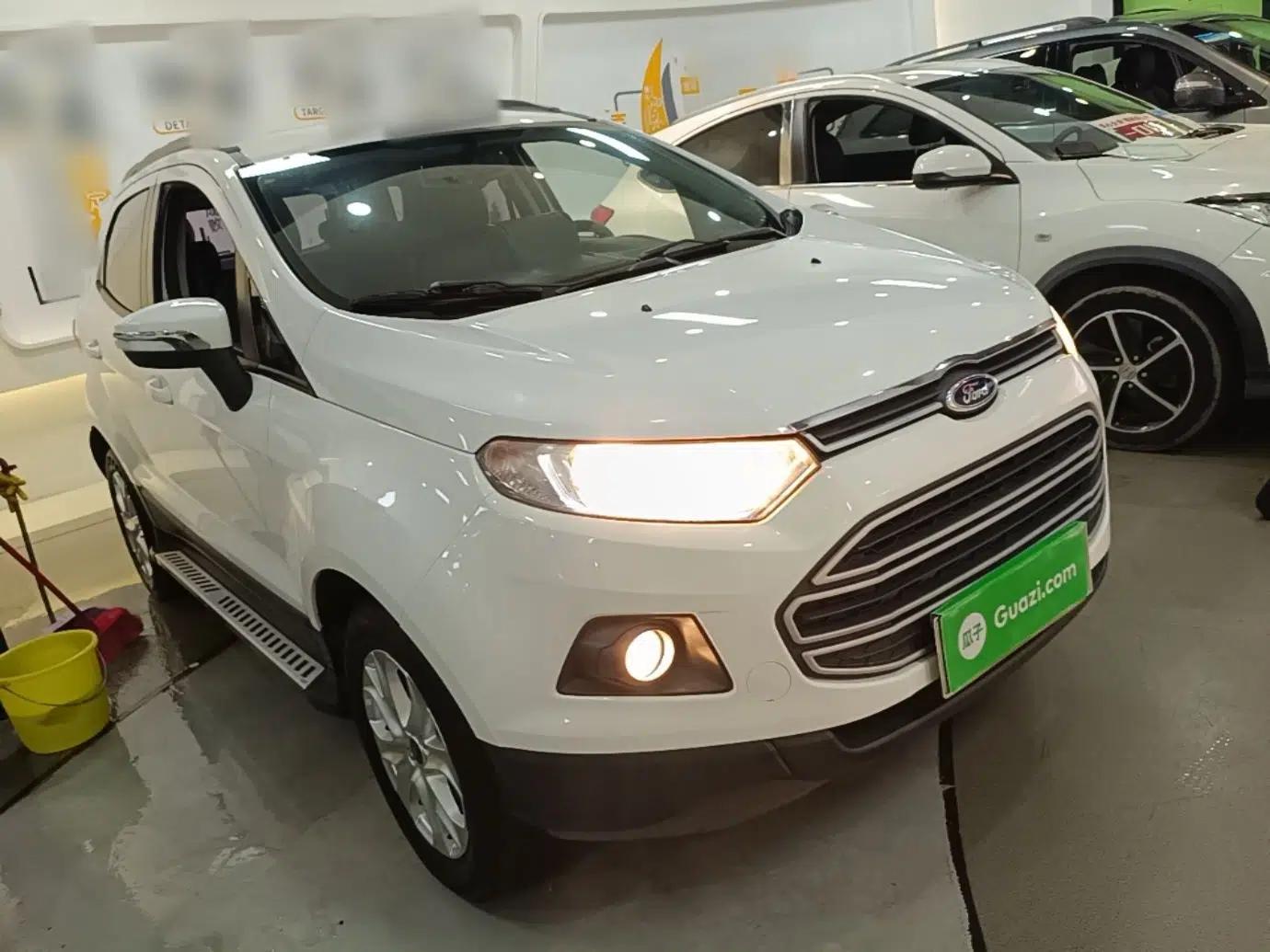 Ford EcoSport 2013 1.5L Automatic Fashion Model — миниатюра 3