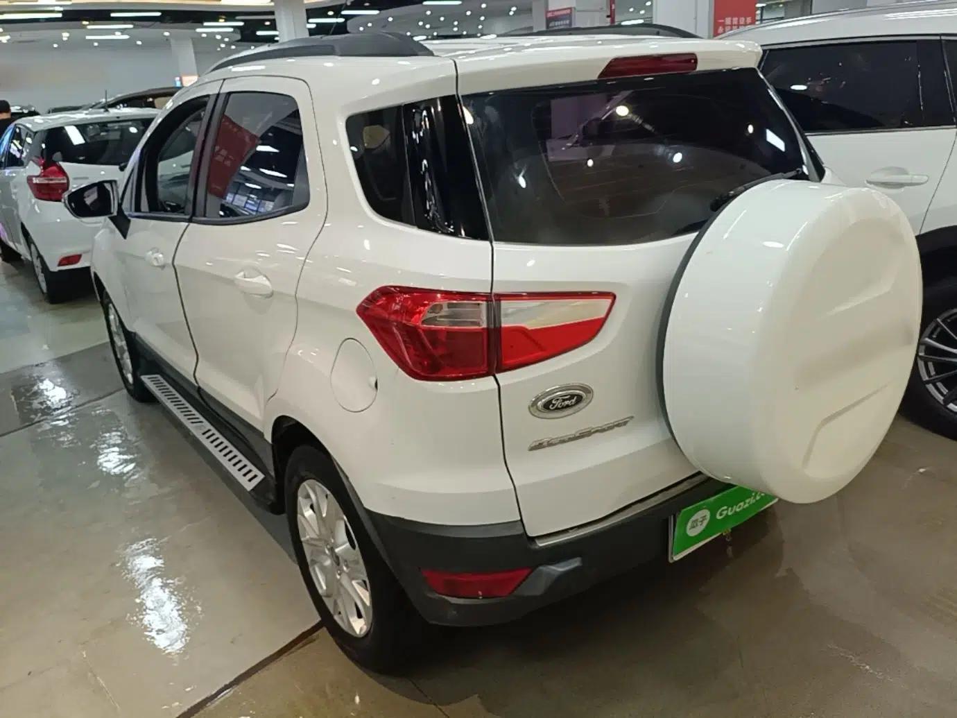 Ford EcoSport 2013 1.5L Automatic Fashion Model — миниатюра 4