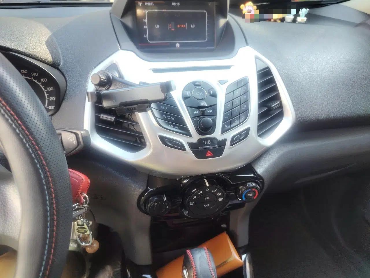 Ford EcoSport 2013 1.5L Automatic Fashion Model — миниатюра 13