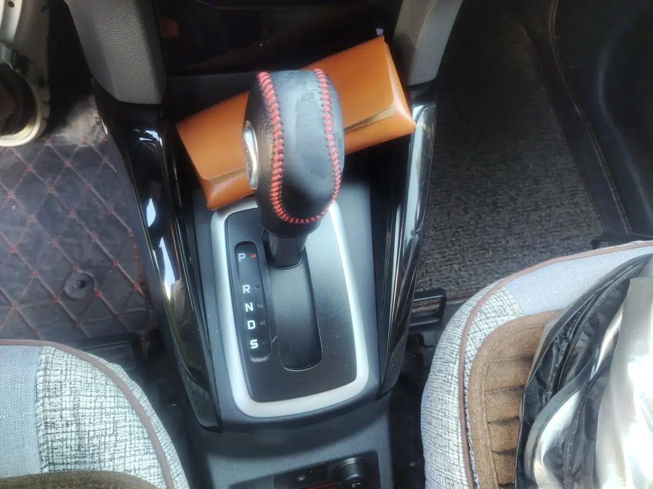 Ford EcoSport 2013 1.5L Automatic Fashion Model — миниатюра 14