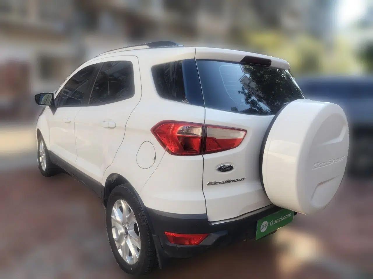 Ford EcoSport 2013 1.5L Automatic Fashion Model — миниатюра 4