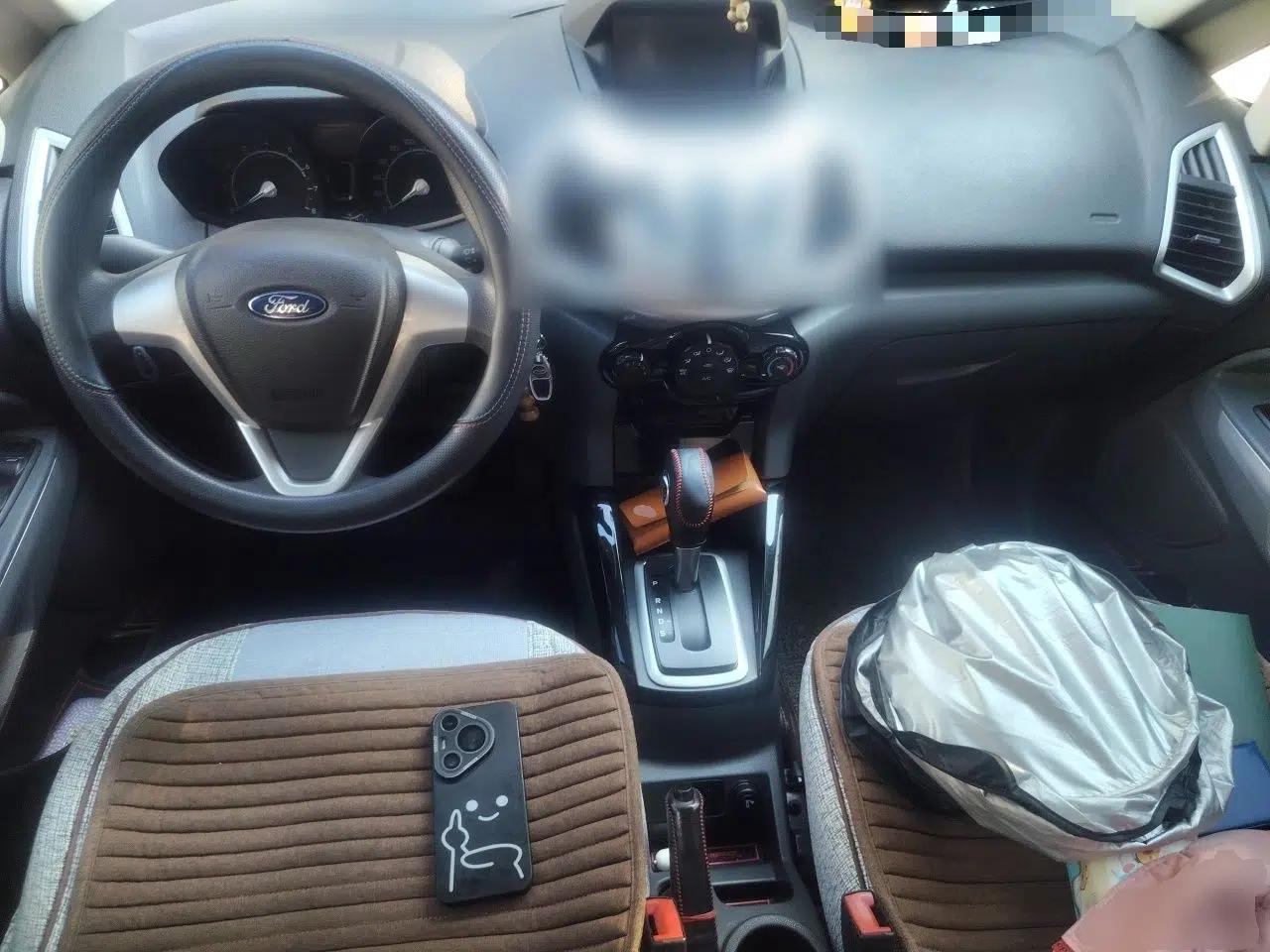 Ford EcoSport 2013 1.5L Automatic Fashion Model — миниатюра 9