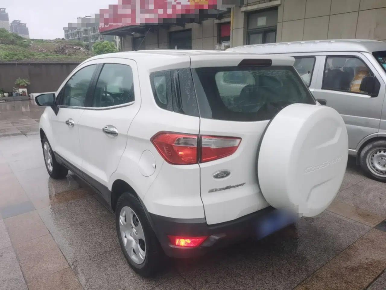 Ford EcoSport 2013 1.5L Manual Comfort Model — миниатюра 4
