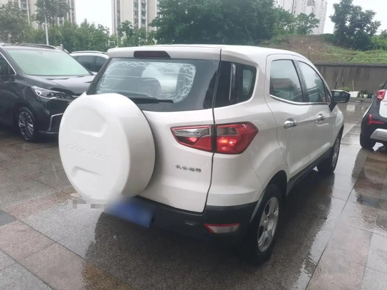 Ford EcoSport 2013 1.5L Manual Comfort Model — миниатюра 6