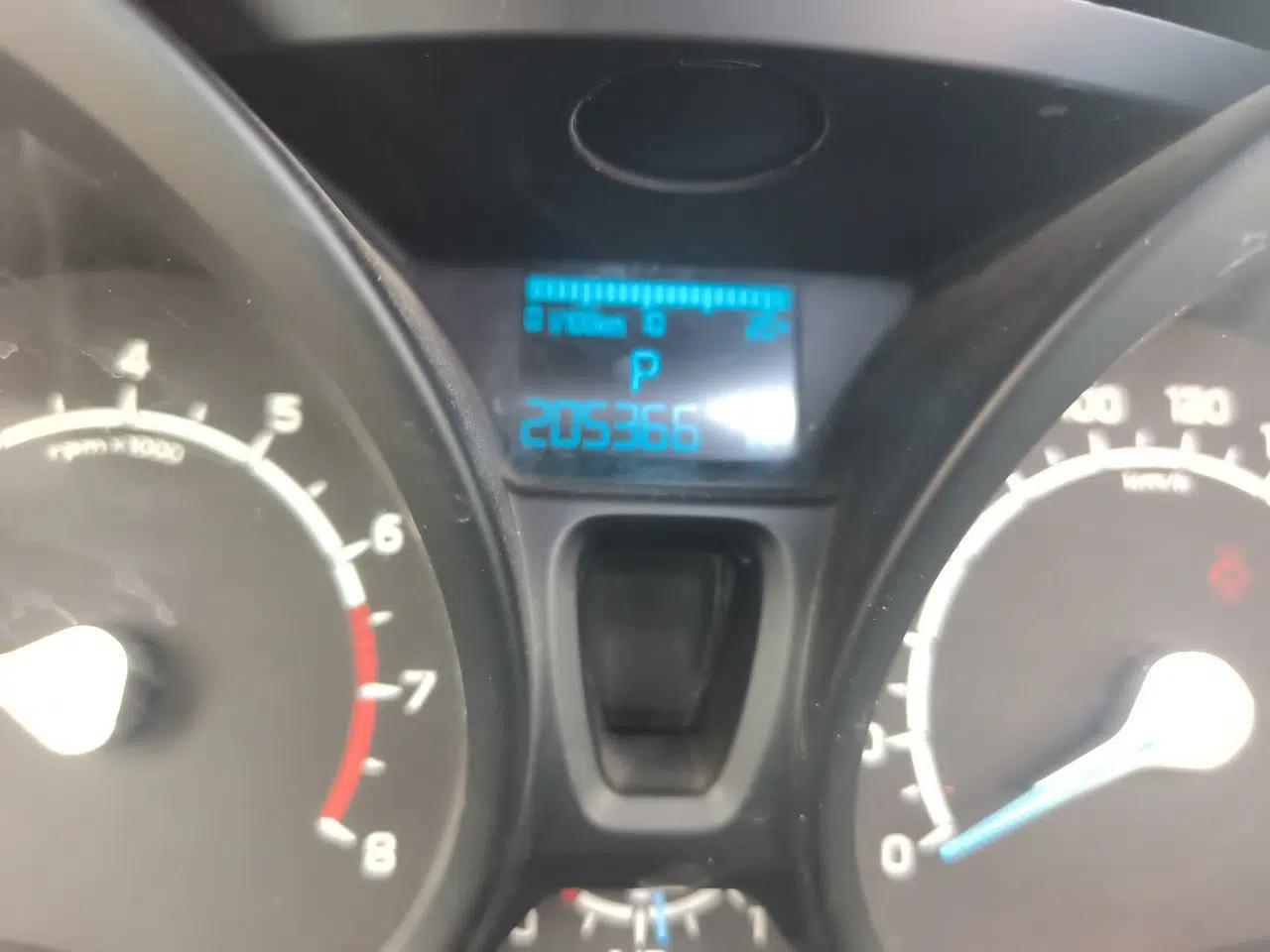 Ford EcoSport 2013 1.5L Automatic Fashion Model — миниатюра 12