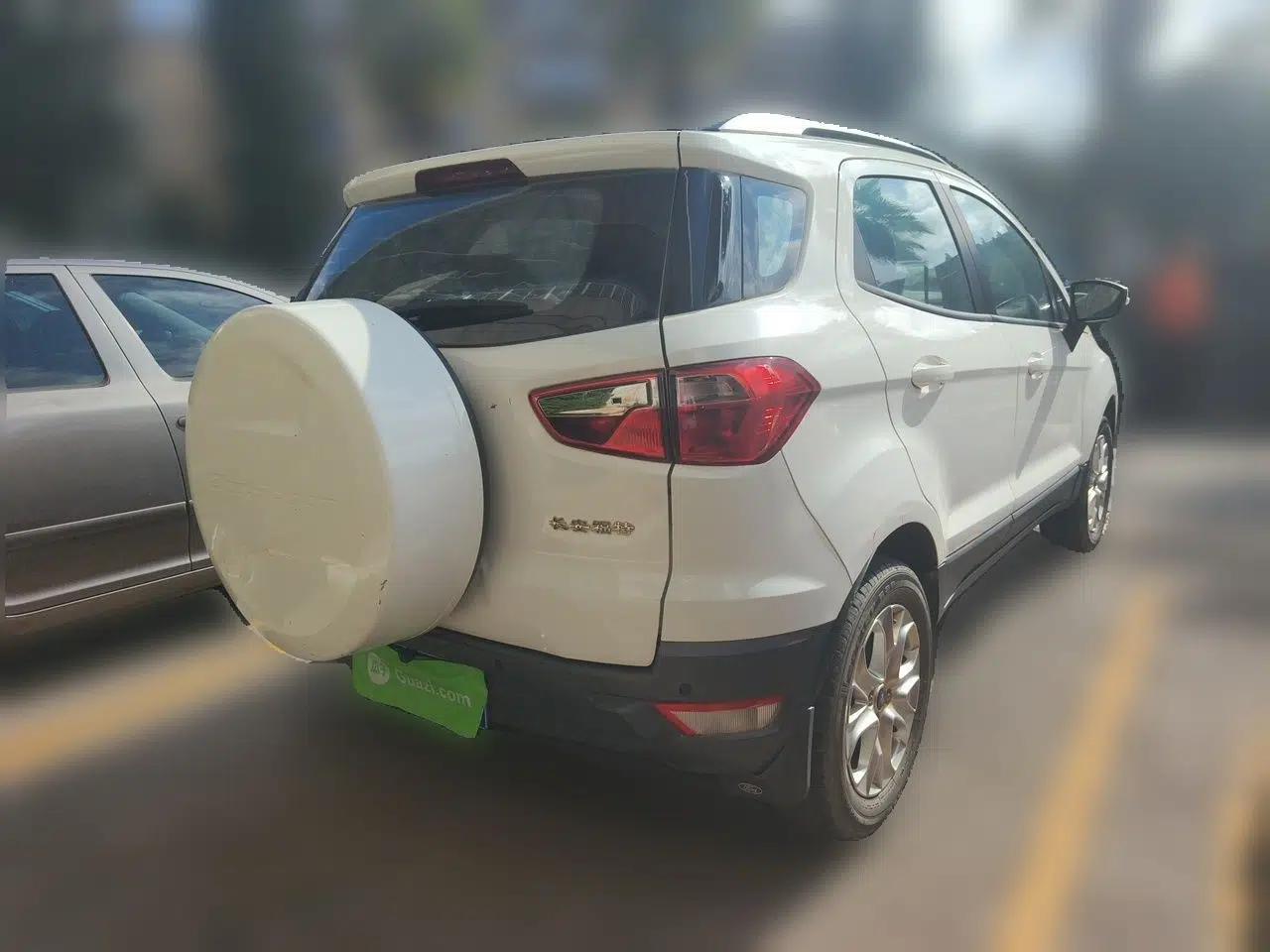 Ford EcoSport 2013 1.5L Automatic Fashion Model — миниатюра 6