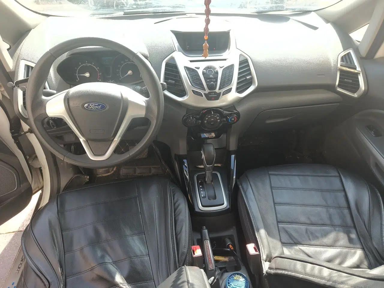 Ford EcoSport 2013 1.5L Automatic Fashion Model — миниатюра 9