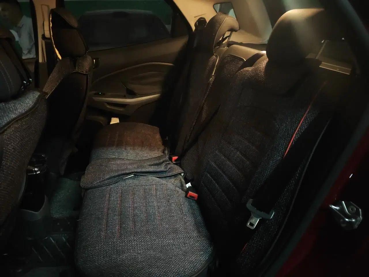Ford EcoSport 2013 1.5L Automatic Fashion Model — миниатюра 17