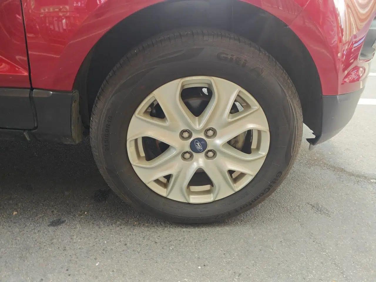 Ford EcoSport 2013 1.5L Automatic Fashion Model — миниатюра 8