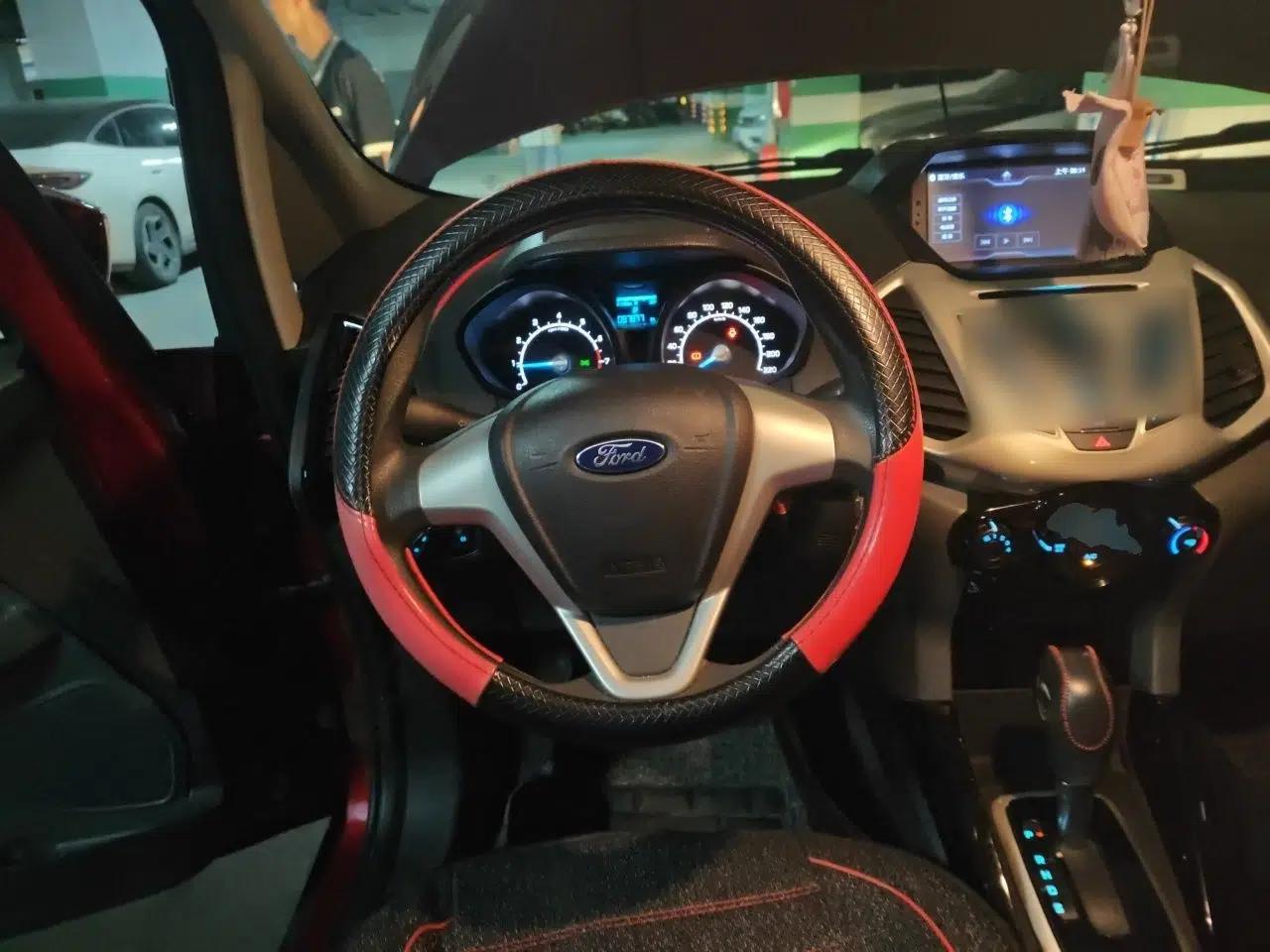 Ford EcoSport 2013 1.5L Automatic Fashion Model — миниатюра 10