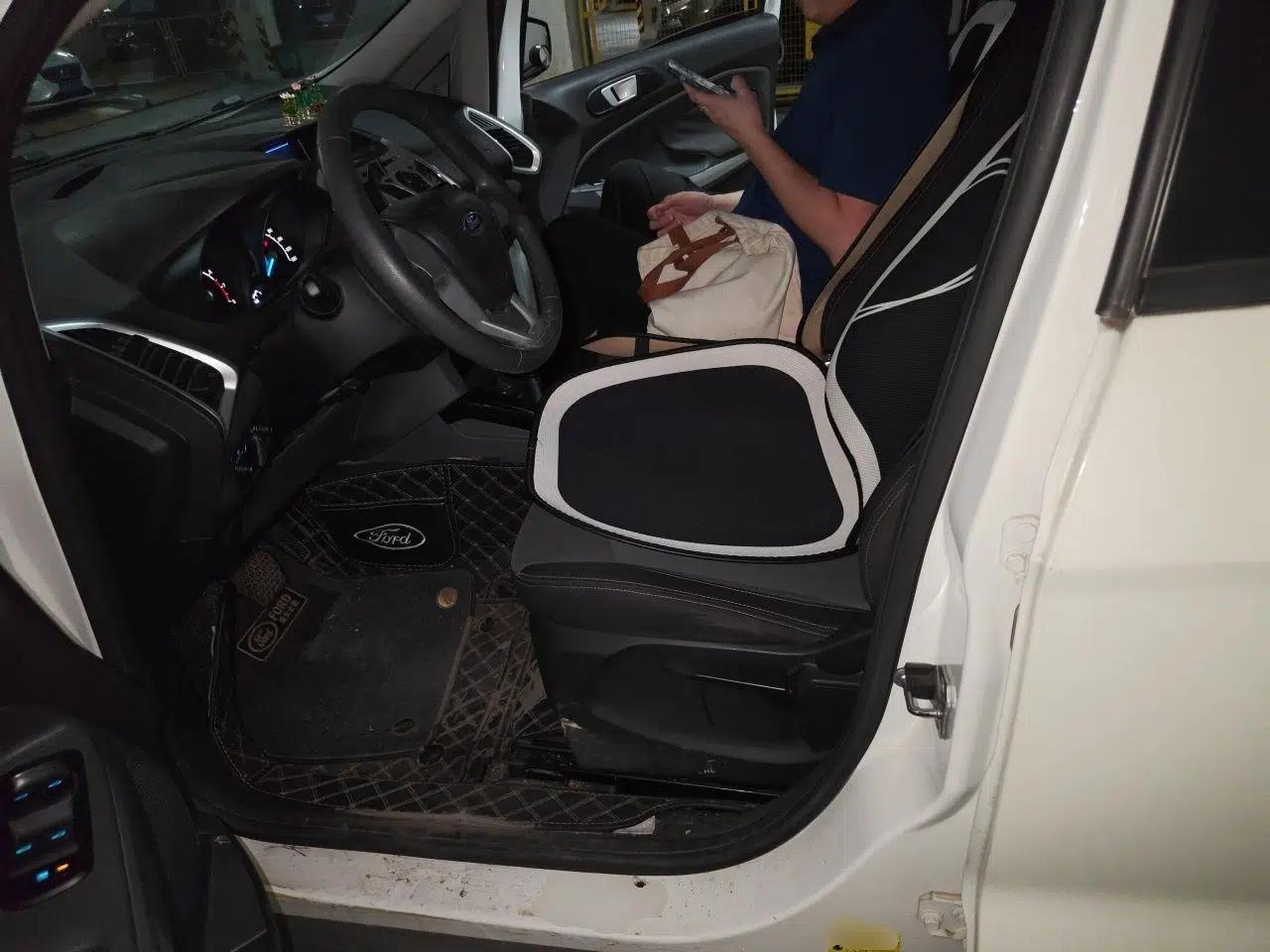 Ford EcoSport 2013 1.5L Automatic Fashion Model — миниатюра 15