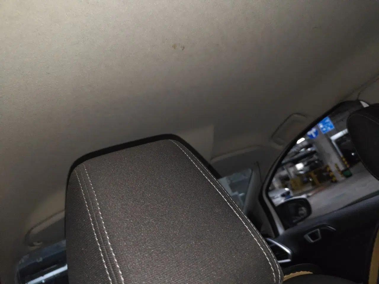 Ford EcoSport 2013 1.5L Automatic Fashion Model — миниатюра 18