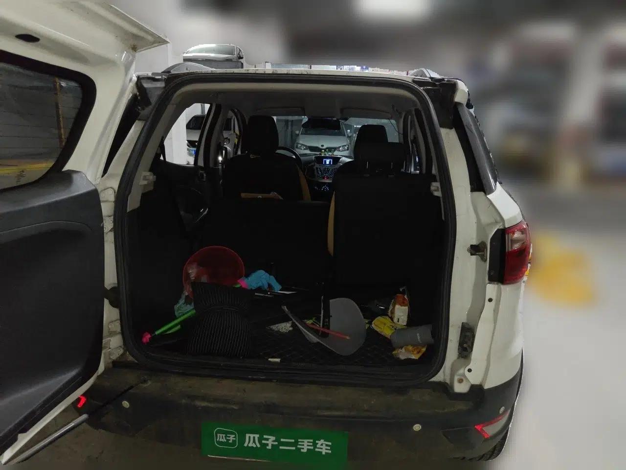 Ford EcoSport 2013 1.5L Automatic Fashion Model — миниатюра 19