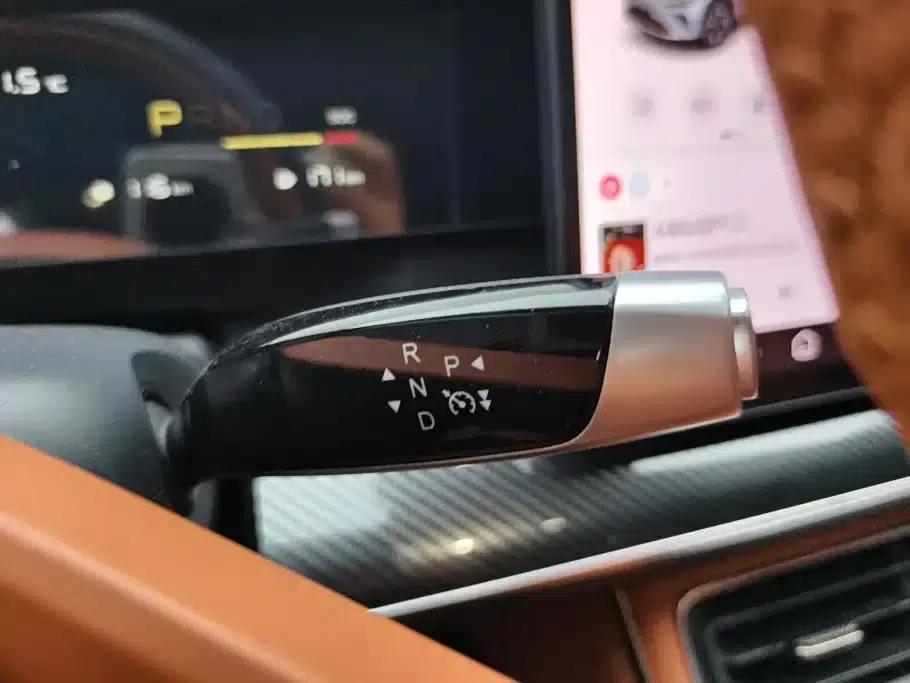 Nezha L 2024 Range Extender 310 Flash Charge Red Edition — миниатюра 16