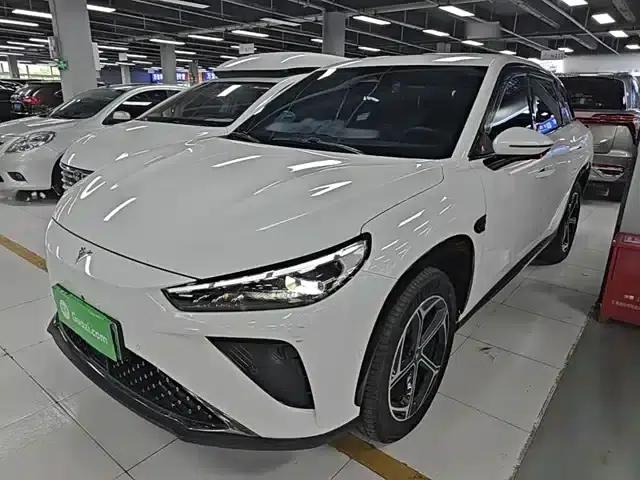 Nezha L 2024 Range Extender 310 Flash Charge Red Edition