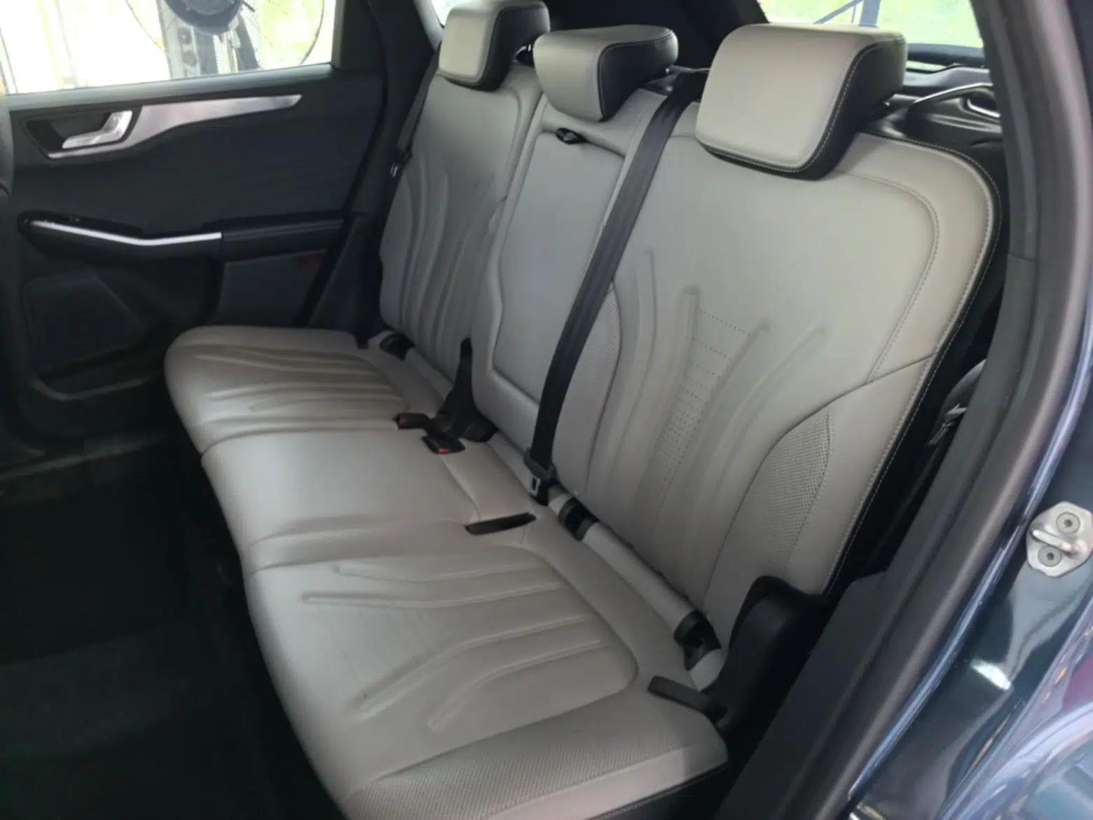 Ford Escape 2020 EcoBoost 245 Two-Wheel Drive Smart & Enjoyment Model — миниатюра 20