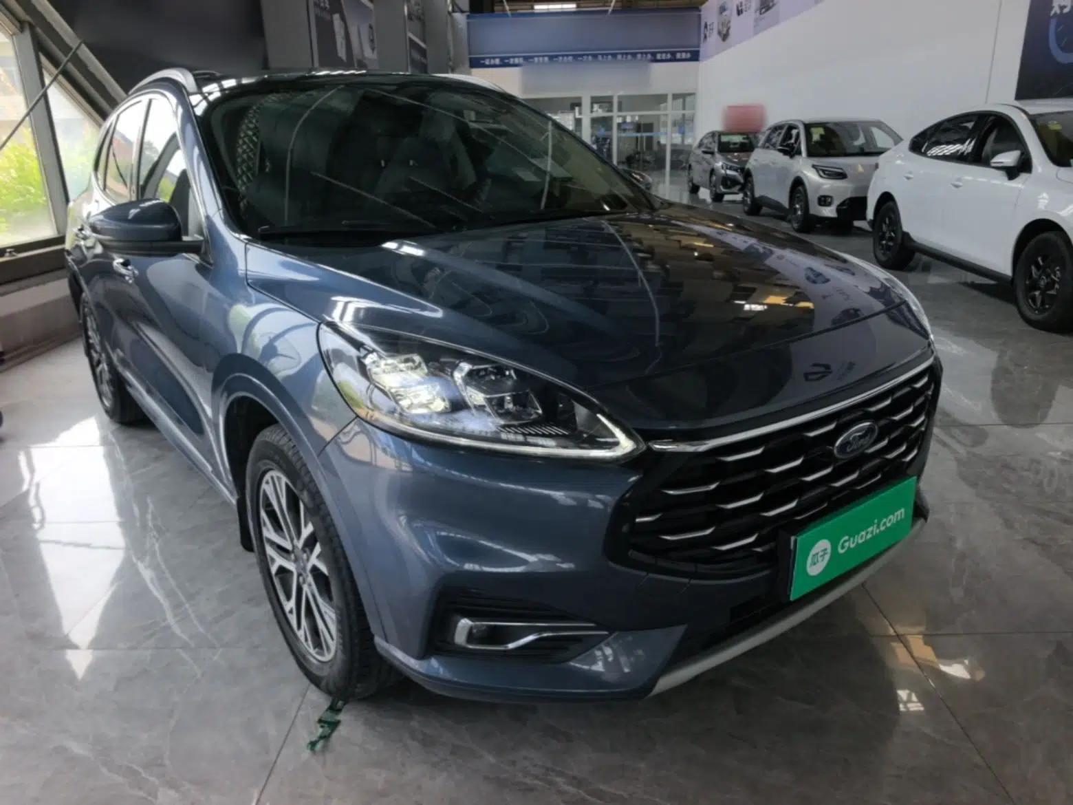 Ford Escape 2020 EcoBoost 245 Two-Wheel Drive Smart & Enjoyment Model — миниатюра 3