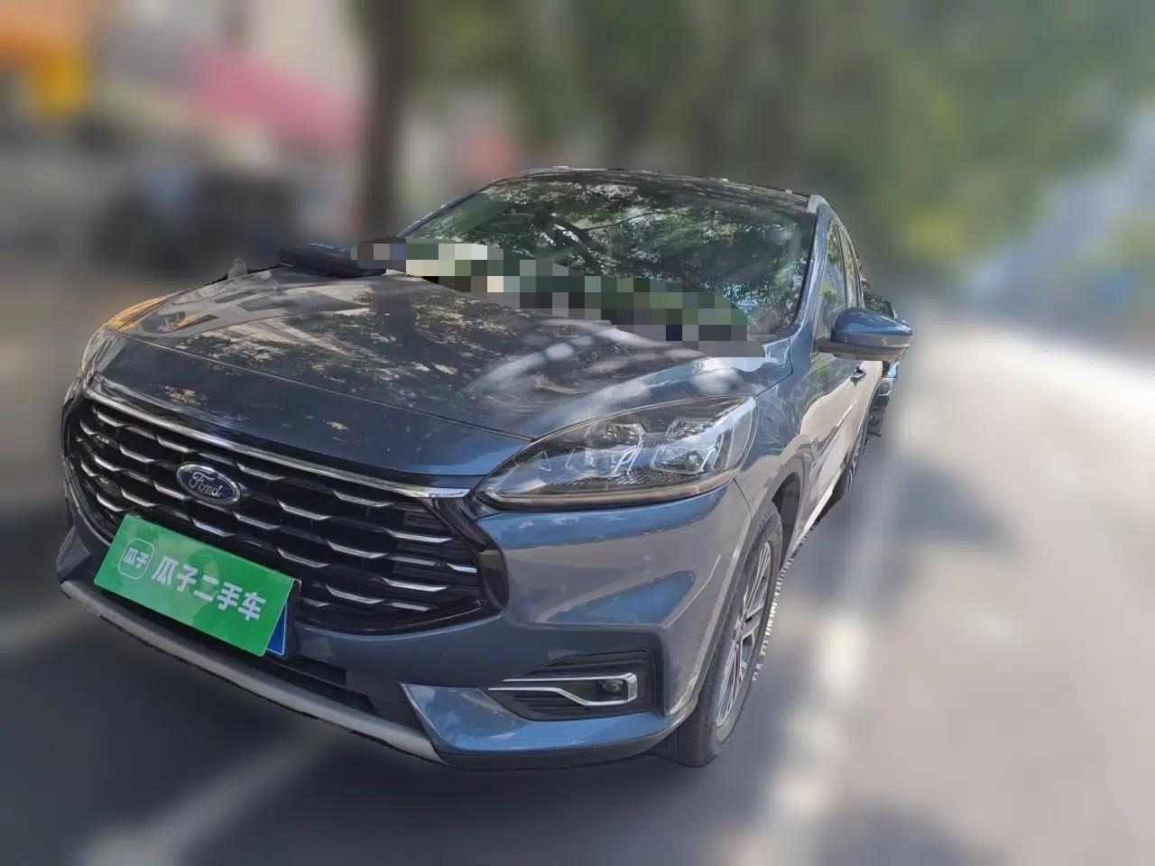 Ford Escape 2020 EcoBoost 245 Two-Wheel-Drive Titanium Edition — миниатюра 1