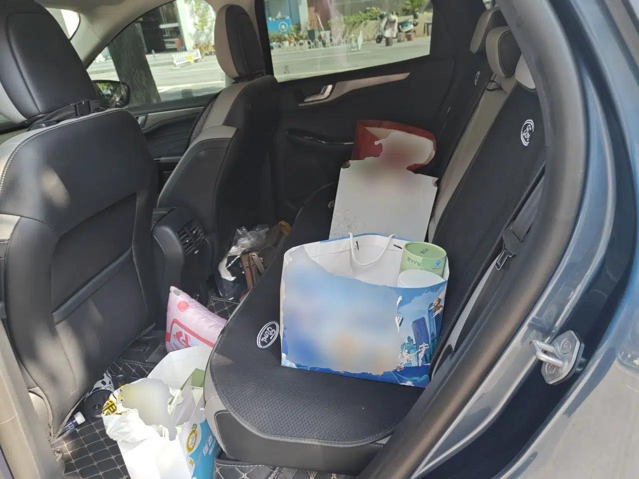 Ford Escape 2020 EcoBoost 245 Two-Wheel-Drive Titanium Edition — миниатюра 17