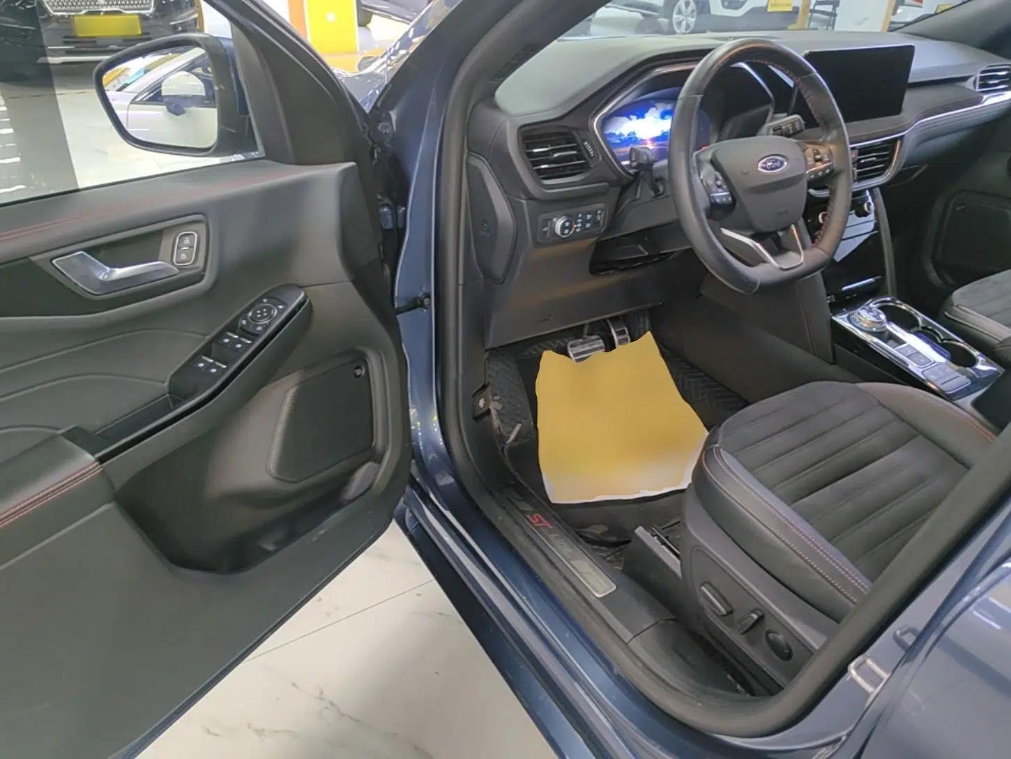 Ford Escape 2020 EcoBoost 245 Four-Wheel Drive ST-LINE Deluxe Edition — миниатюра 18