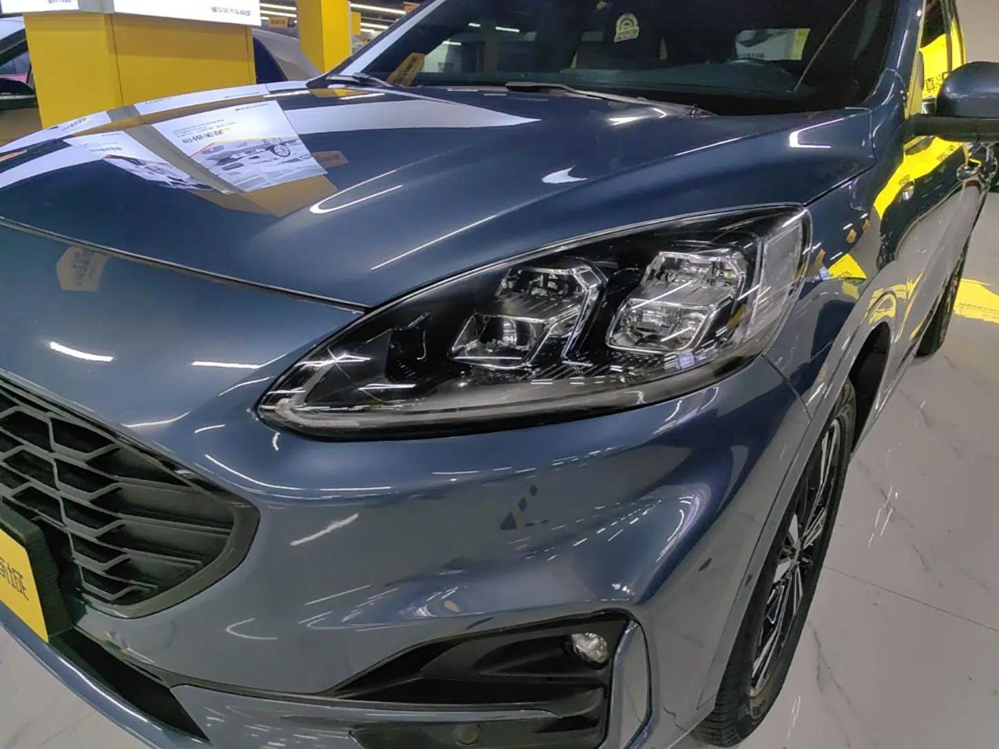 Ford Escape 2020 EcoBoost 245 Four-Wheel Drive ST-LINE Deluxe Edition — миниатюра 8