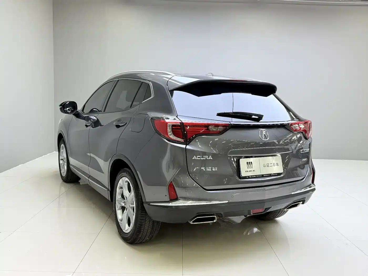 Acura CDX 2017 1.5T AWD Premium Luxury Edition — миниатюра 6