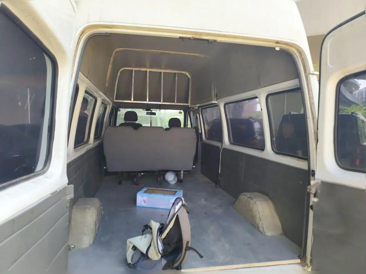 Ford Classic Transit 2013 2.8T Revised Diesel Standard Version with Long Wheelbase and High Roof – JX493ZLQ4 — миниатюра 19